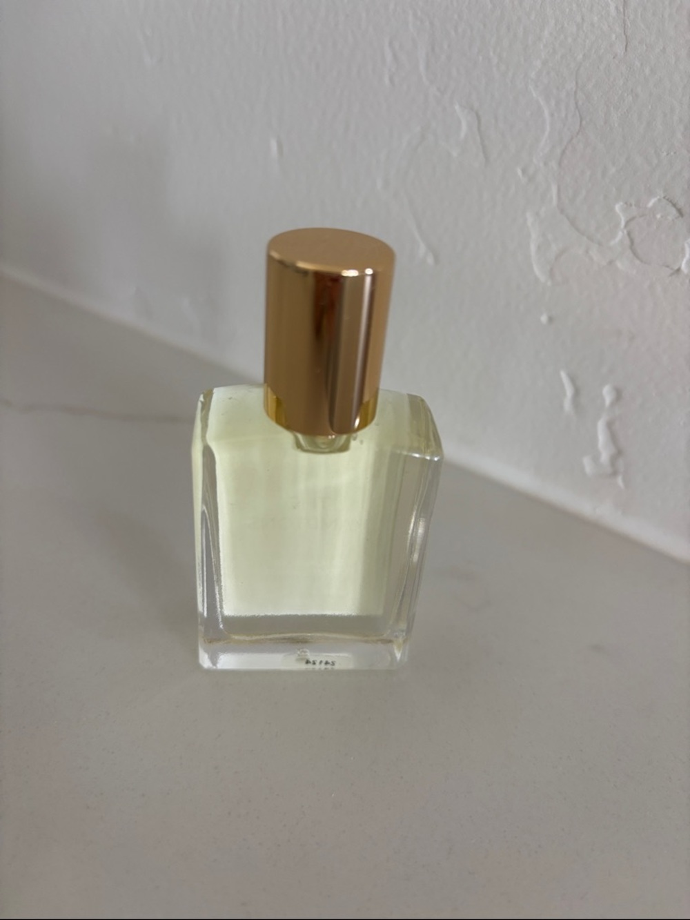 Life in Lilac The Hamptons Roll on Perfume - Picture 4 of 5